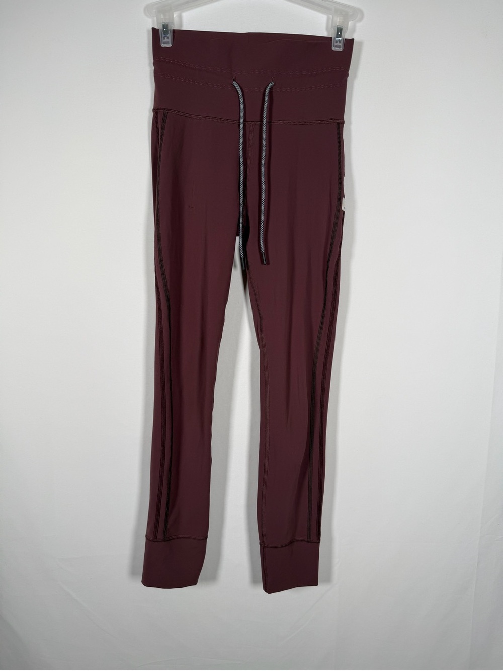 Vuori Maroon Daily Track High Waist Leggings - Workout, Lifting, Yoga, Pilates